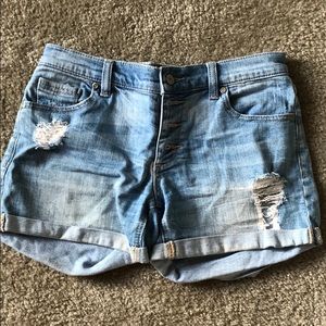 Lightwash denim jean shorts